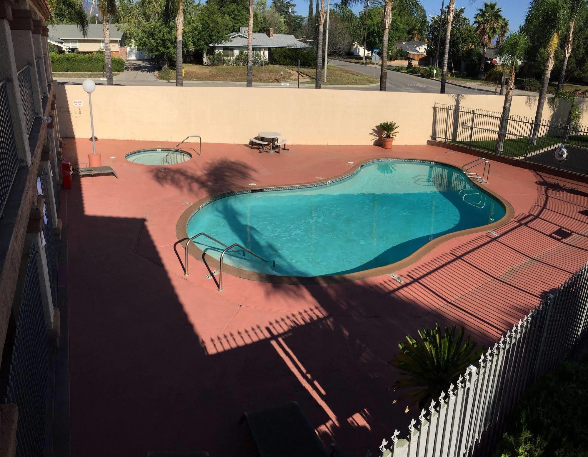 Calimesa Inn Екстериор снимка