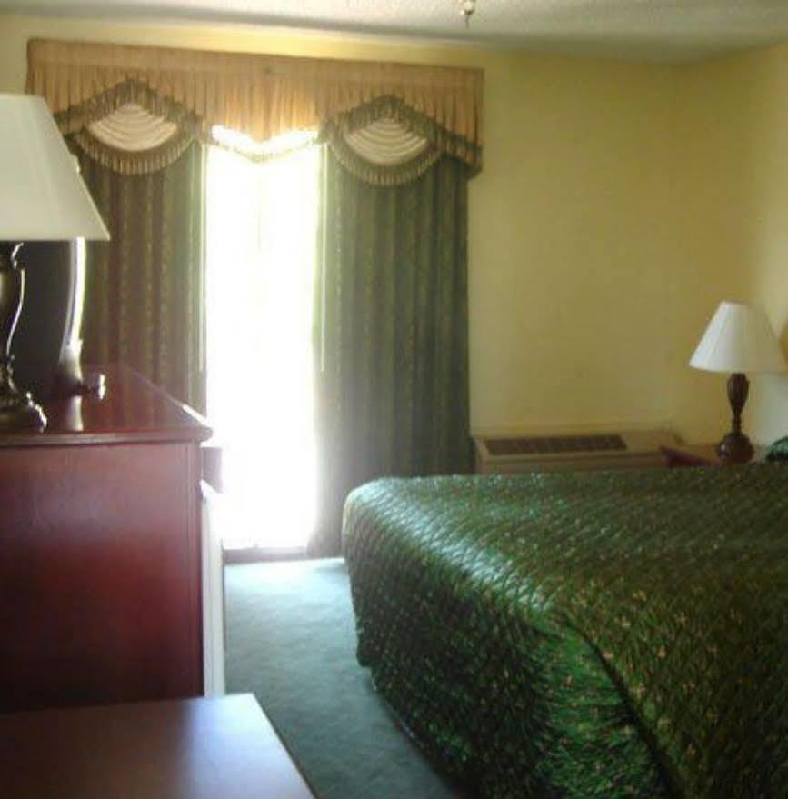Calimesa Inn Стая снимка